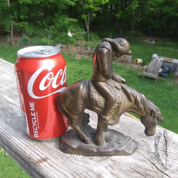 Very solid heavy metal bookend End of Trail horse and rider - Picture 10 of 14